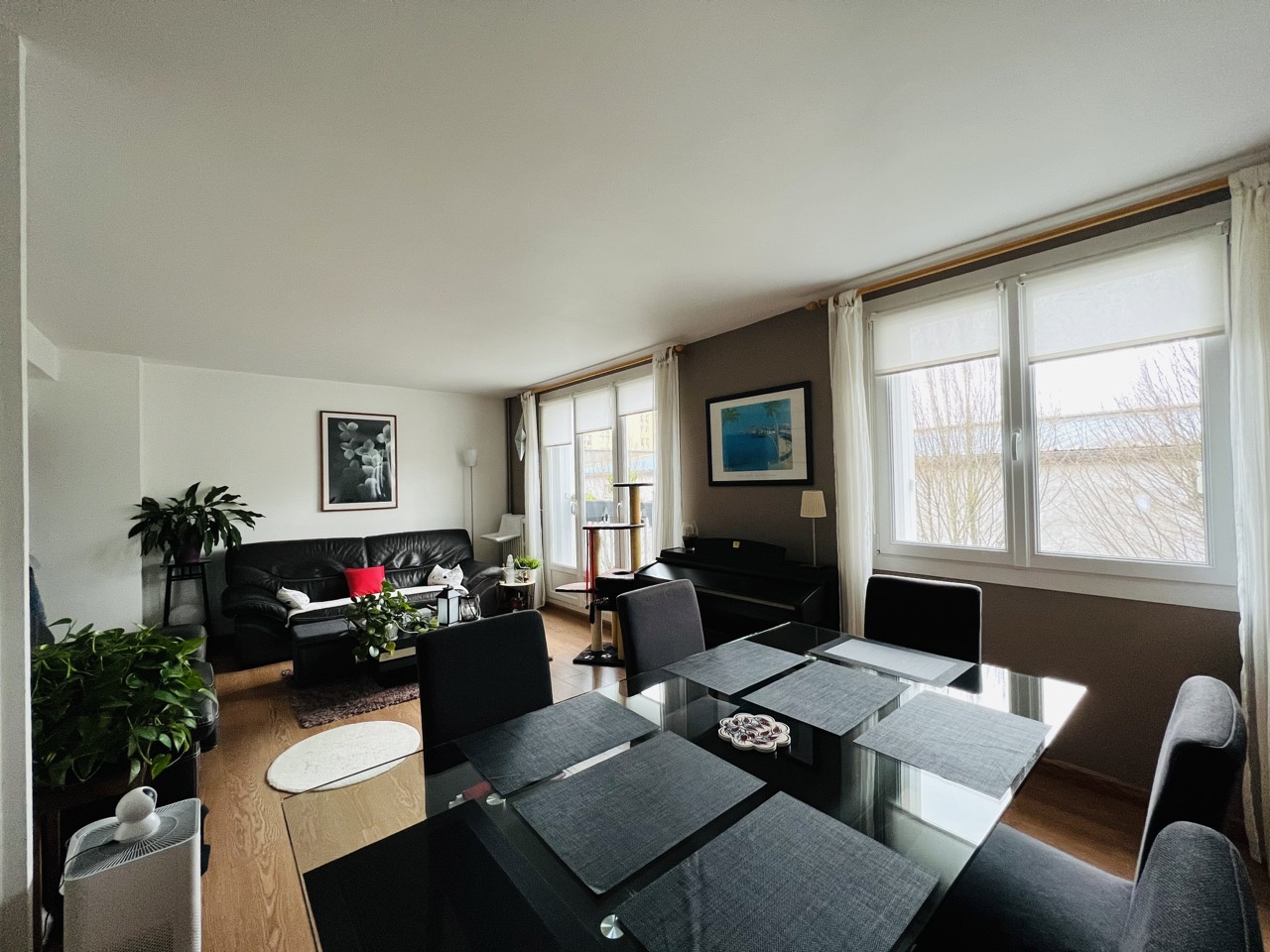 AMIENS SUD – APPARTEMENT LUMINEUX ENTIÈREMENT RÉNOVÉ D’ENVIRON 81M2 AVEC DEUX GARAGES