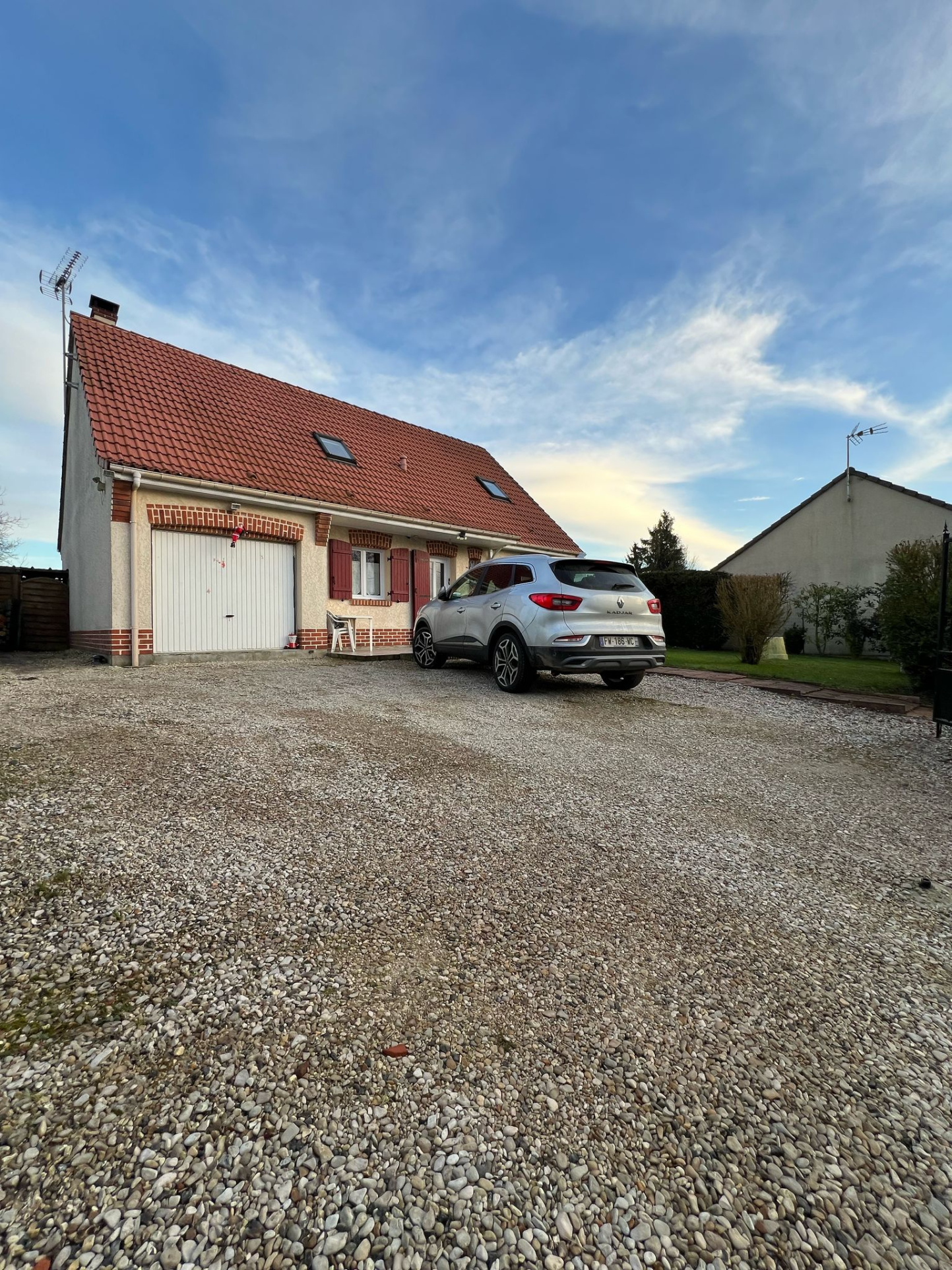 ARQUÈVES – PAVILLON INDIVIDUEL D’ENVIRON 120M2 AVEC JARDIN ET GARAGE