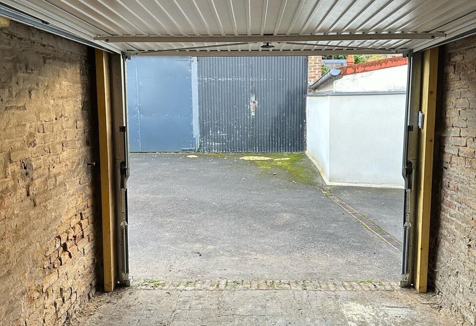 SAINT PIERRE – GARAGE D’ENVIRON 14M2