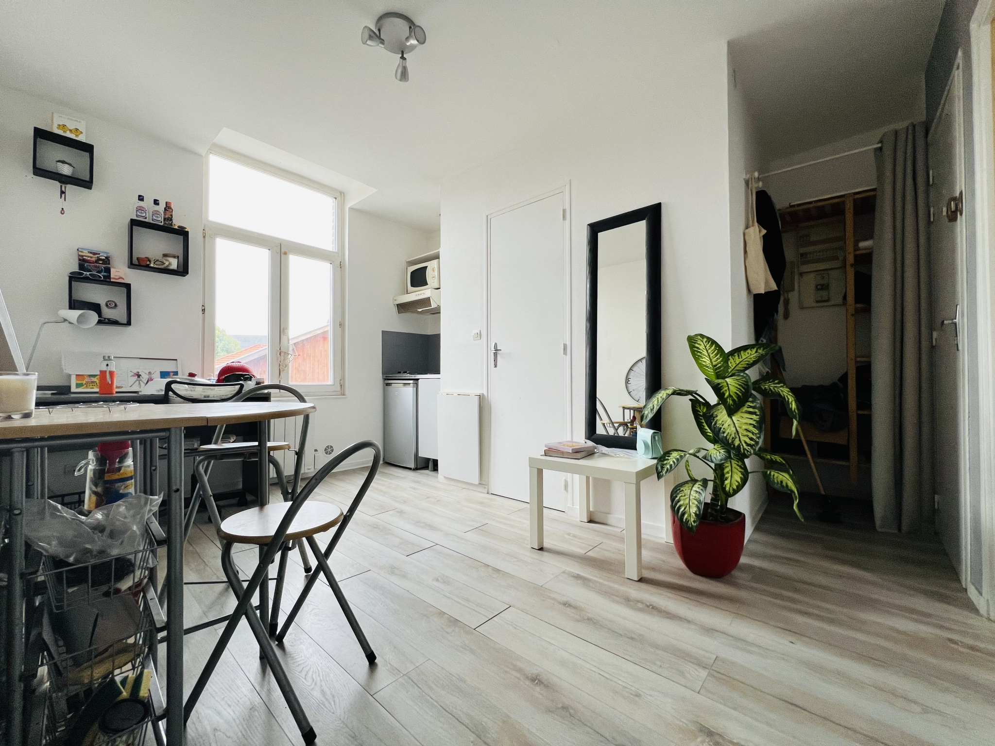 SAINT ROCH – IMMEUBLE COMPRENANT 4 APPARTEMENTS AVEC COMPTEURS INDIVIDUELS