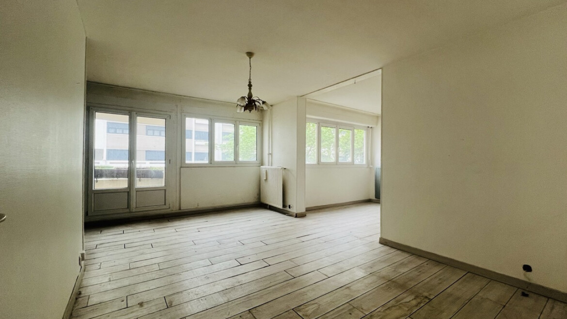 AMIENS SUD EST – APPARTEMENT 91M2 AVEC BALCON ET CAVE