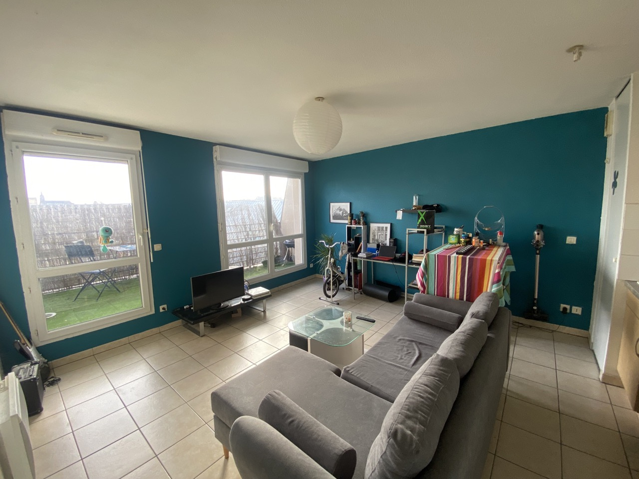 PROCHE CENTRE VILLE – APPARTEMENT DE TYPE 2 AVEC BALCON ET PLACE DE PARKING