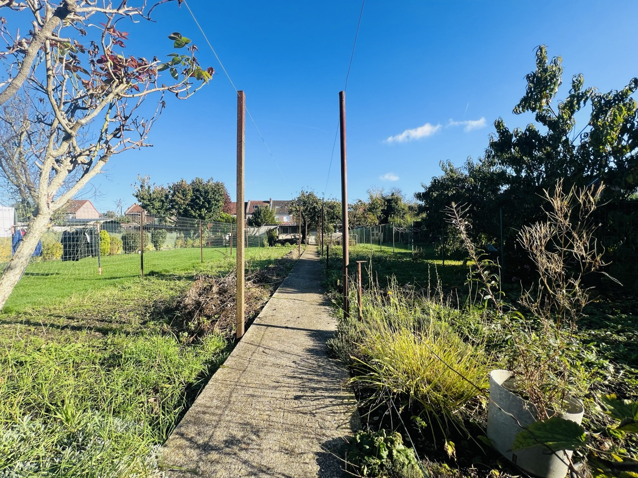 LONGUEAU – MAISON 107M2 AVEC JARDIN ET STATIONNEMENT PRIVATIF
